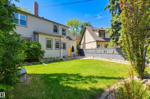106 St George'S Crescent, Edmonton, AB 