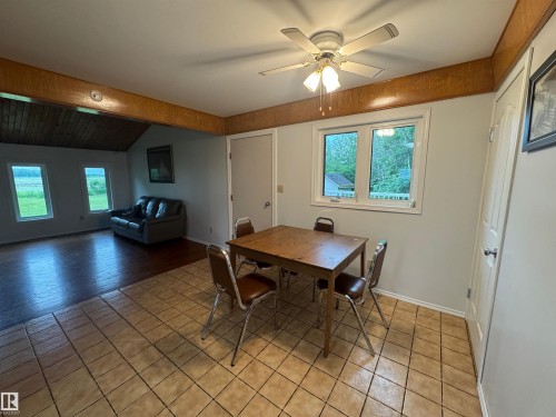 59416 Rng Rd 94, Rural St. Paul County, AB - Indoor Photo Showing Dining Room