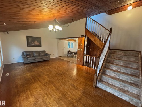 59416 Rng Rd 94, Rural St. Paul County, AB - Indoor Photo Showing Other Room