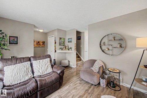 16114 43 Street, Edmonton, AB 