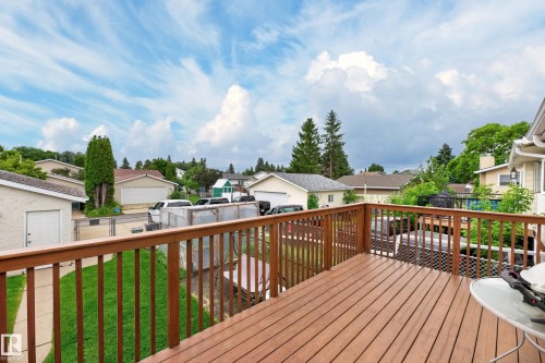 2027 38 Street, Edmonton, AB 