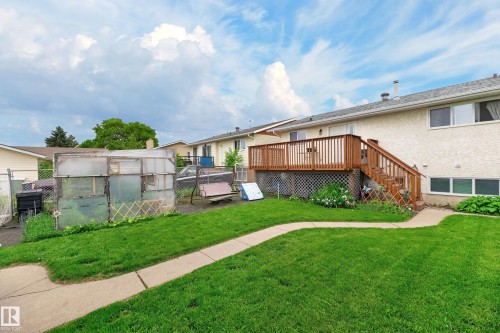 2027 38 Street, Edmonton, AB 