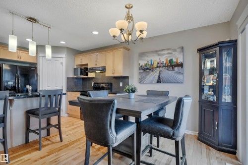 5912 8 Avenue, Edmonton, AB 