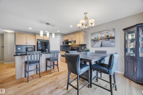 5912 8 Avenue, Edmonton, AB 