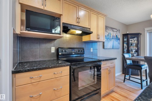 5912 8 Avenue, Edmonton, AB 