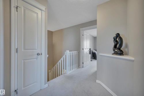 5912 8 Avenue, Edmonton, AB 