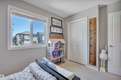5912 8 Avenue, Edmonton, AB 