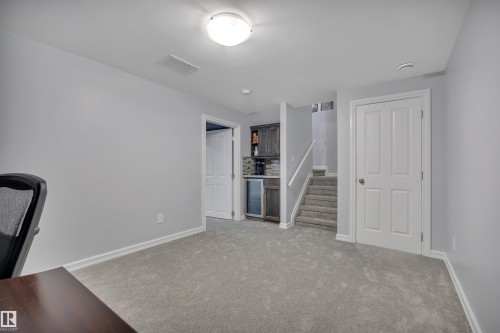 5912 8 Avenue, Edmonton, AB 