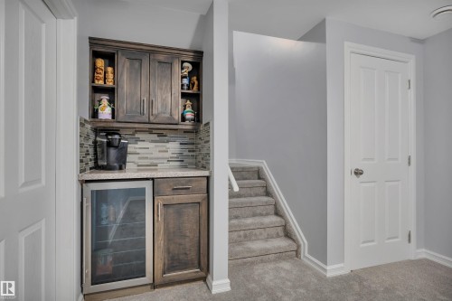 5912 8 Avenue, Edmonton, AB 