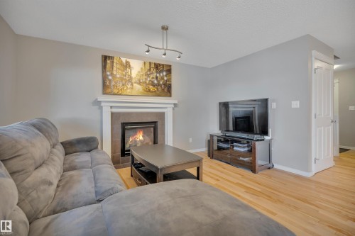 5912 8 Avenue, Edmonton, AB 