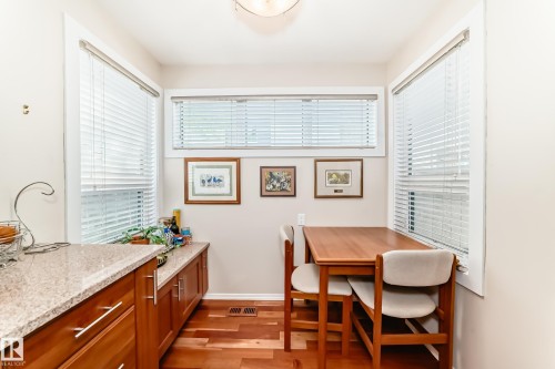 7930 111 Street, Edmonton, AB - Indoor