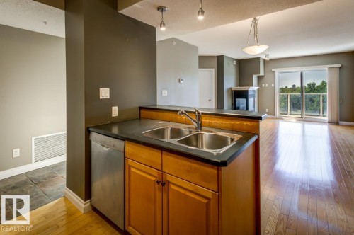 607 11111 82 Avenue, Edmonton, AB 