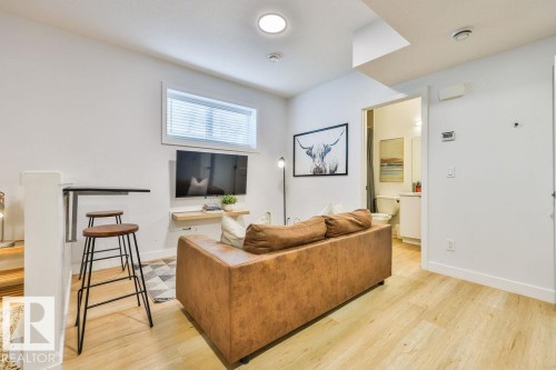 11206 95A Street, Edmonton, AB 