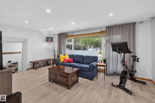 59 Fair Oaks Drive, St. Albert, AB 