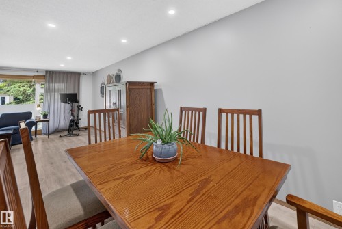 59 Fair Oaks Drive, St. Albert, AB 