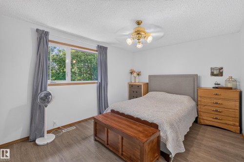 59 Fair Oaks Drive, St. Albert, AB 