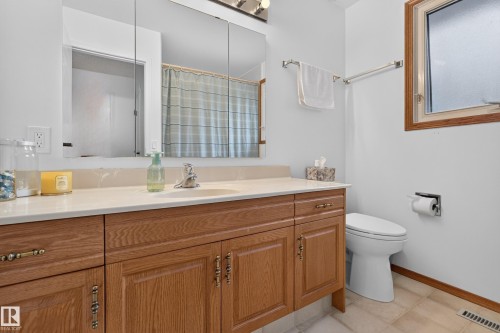 59 Fair Oaks Drive, St. Albert, AB 