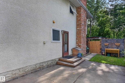 59 Fair Oaks Drive, St. Albert, AB 