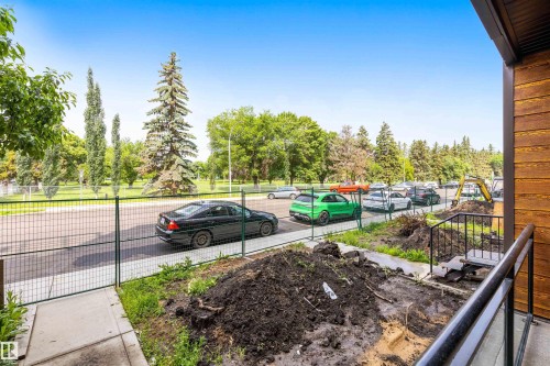 105 10531 117 Street, Edmonton, AB 