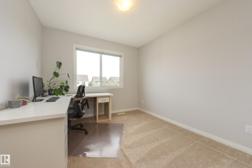 7987 Erasmus Crescent, Edmonton, AB 