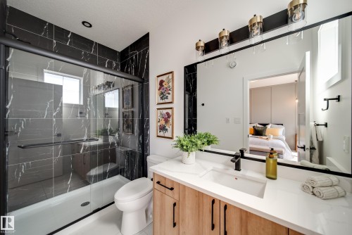 6 Blackbird Bend, Fort Saskatchewan, AB - Indoor Photo Showing Bathroom