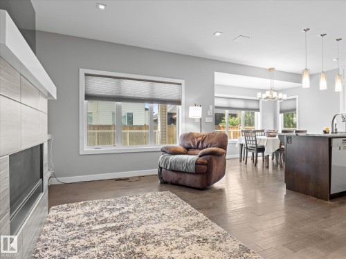 31 Dillworth Crescent, Spruce Grove, AB 