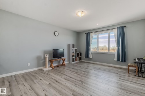 20124 17 Avenue Nw, Edmonton, AB 
