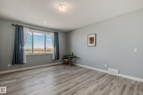 20124 17 Avenue Nw, Edmonton, AB 