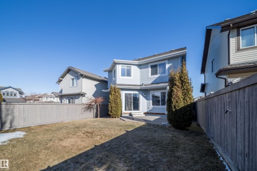 5935 6 Avenue, Edmonton, AB 