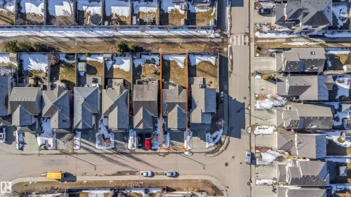 5935 6 Avenue, Edmonton, AB 
