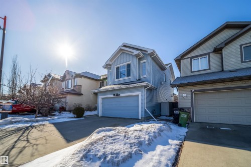 5935 6 Avenue, Edmonton, AB 