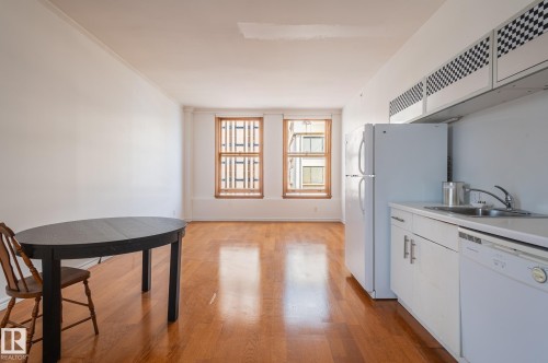#810 10134 100 St Nw, Edmonton, AB 