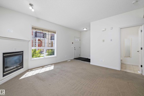 101 13825 155 Avenue, Edmonton, AB 
