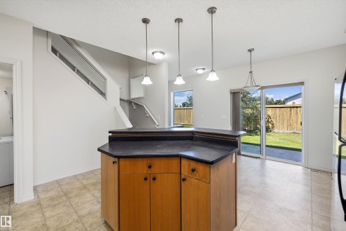 101 13825 155 Avenue, Edmonton, AB 