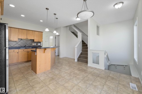 101 13825 155 Avenue, Edmonton, AB 