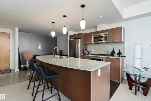 508 2510 109 Street, Edmonton, AB 