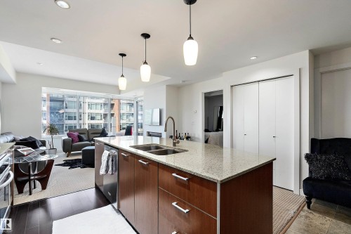508 2510 109 Street, Edmonton, AB 