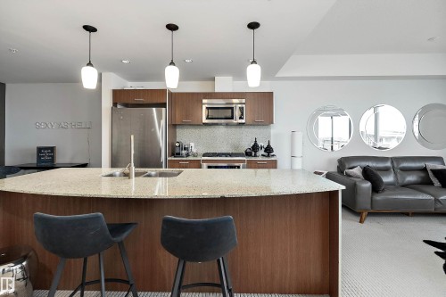 508 2510 109 Street, Edmonton, AB 