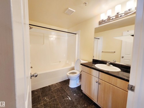603 9707 105 Street, Edmonton, AB - Indoor Photo Showing Bathroom