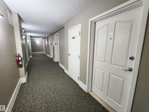 603 9707 105 Street, Edmonton, AB - Indoor Photo Showing Other Room