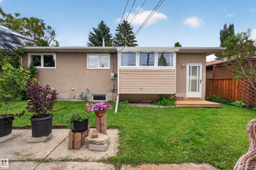 5832 114A Street, Edmonton, AB 