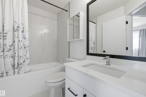 73 Wiltree Terrace, Fort Saskatchewan, AB - Indoor Photo Showing Bathroom