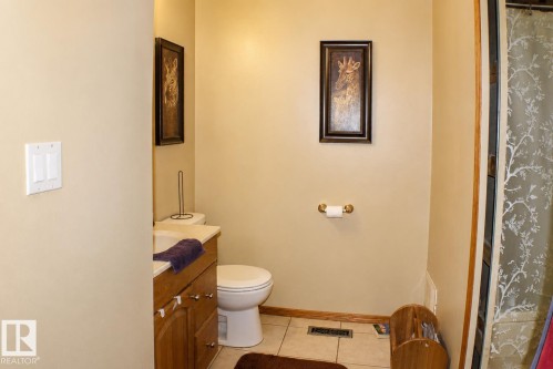111 Diamond Drive, Millet, AB - Indoor Photo Showing Bathroom