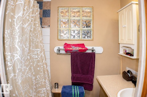 111 Diamond Drive, Millet, AB - Indoor Photo Showing Bathroom