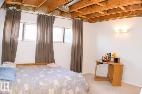 111 Diamond Drive, Millet, AB - Indoor Photo Showing Bedroom