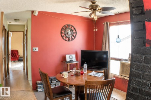 111 Diamond Drive, Millet, AB - Indoor Photo Showing Dining Room
