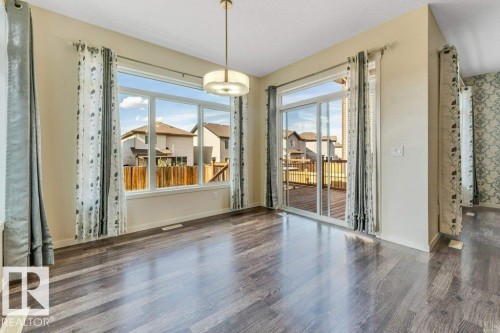 1224 25 Avenue, Edmonton, AB - Indoor