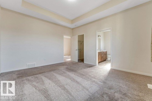 1224 25 Avenue, Edmonton, AB - Indoor Photo Showing Other Room