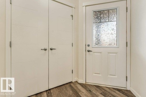 1224 25 Avenue, Edmonton, AB - Indoor Photo Showing Other Room