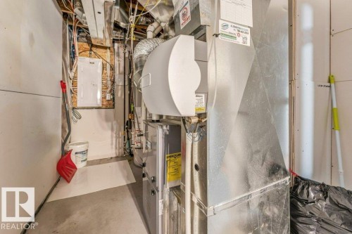 1224 25 Avenue, Edmonton, AB - Indoor Photo Showing Basement